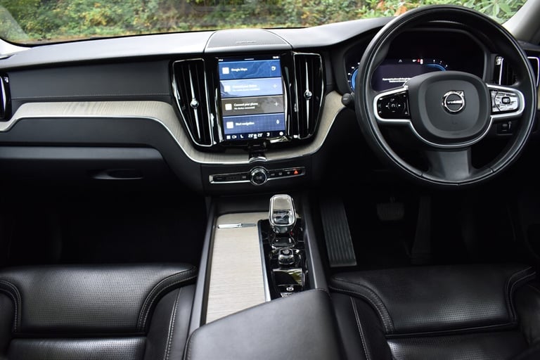 2021 Volvo XC60 B5 INSCRIPTION+Panoramic Sunroof Estate Petrol/Ele Automatic
