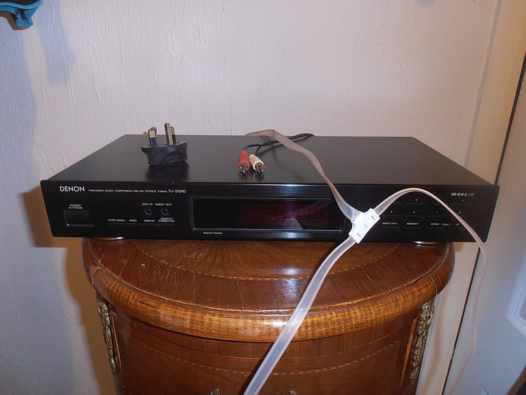 image for Denon AM-FM Stereo Tuner