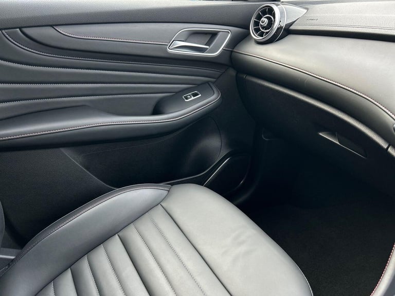 2024 MG MG HS 1.5 T-GDI Trophy SUV 5dr Petrol Manual Euro 6 (s/s) (162 ps) SUV PETROL Manual