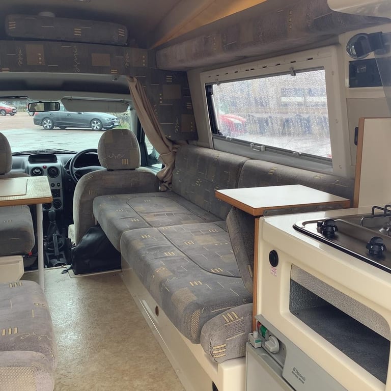 2008 (58) ROMAHOME R20 HYLO