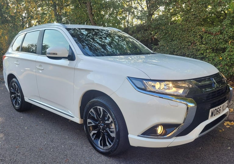  Mitsubishi Outlander 2.0h 12kWh GX3h CVT 4WD Euro 6 (s/s) 5dr Petrol/Electric Hybrid Automatic