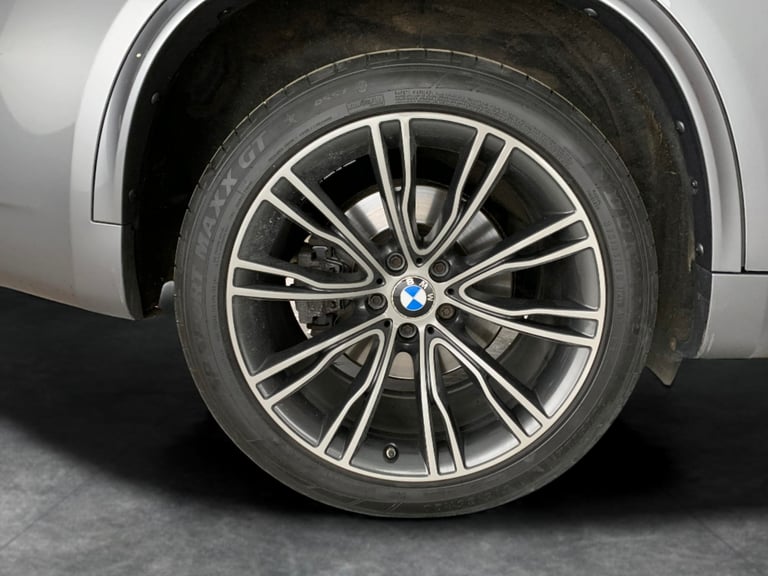 2022 BMW X5 3.0 40d M Sport SUV 5dr Diesel Auto xDrive Euro 6 (s/s) (313 ps) - THIRD-RO Suv Diese...