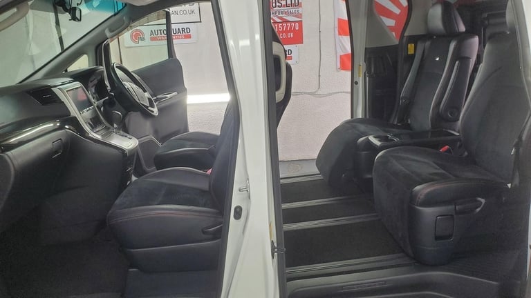 Toyota vellfire GS 2.4 auto japanese import 45k mile 4.5 grade 2014 