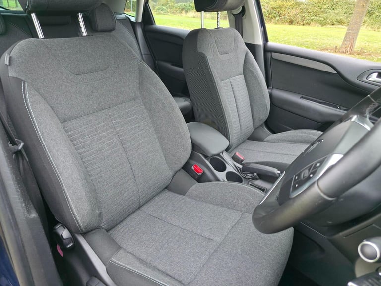 2017 Citroen C4 1.2 PureTech Flair EAT6 Euro 6 (s/s) 5dr HATCHBACK Petrol Automatic