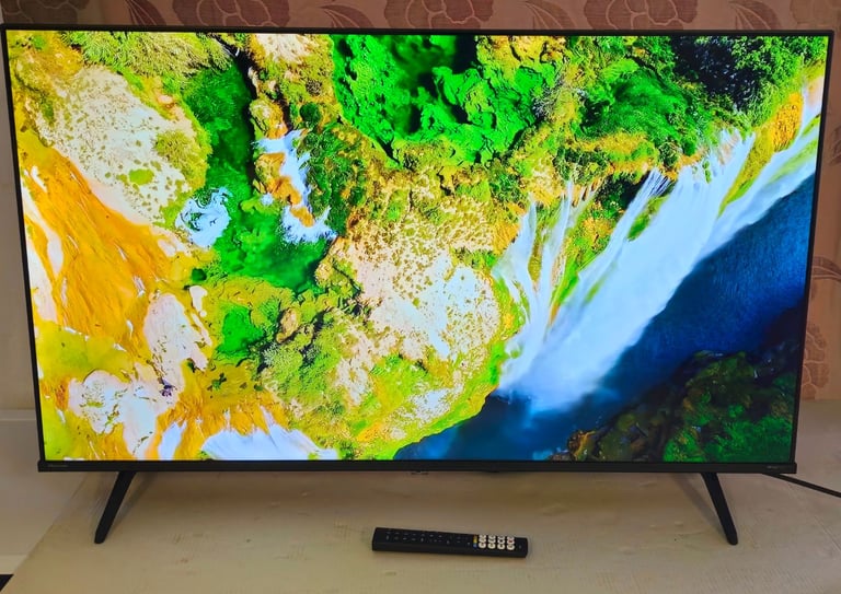 Hisense 55 inch smart 4k ultra HD led TV unused with remote 
