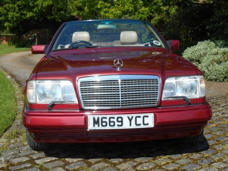 1994 Mercedes-Benz E Class E220 2-Door Petrol