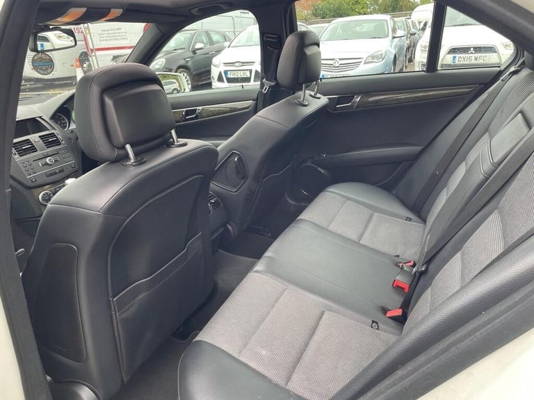 2011 MERCEDES C CLASS C220 CDI SPORT + PAN ROOF + LOW MILES + ALLOYS * 