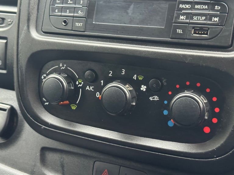 2016 Vauxhall Vivaro 2900 1.6CDTI 90PS ecoFLEX H1 Van PANEL VAN DIESEL Manual