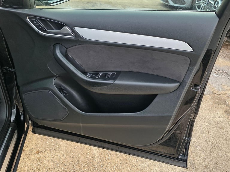 AUDI Q3 2.0 TDI S line Plus 2016