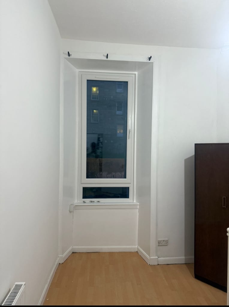 Large Two bedroom tenement flat 