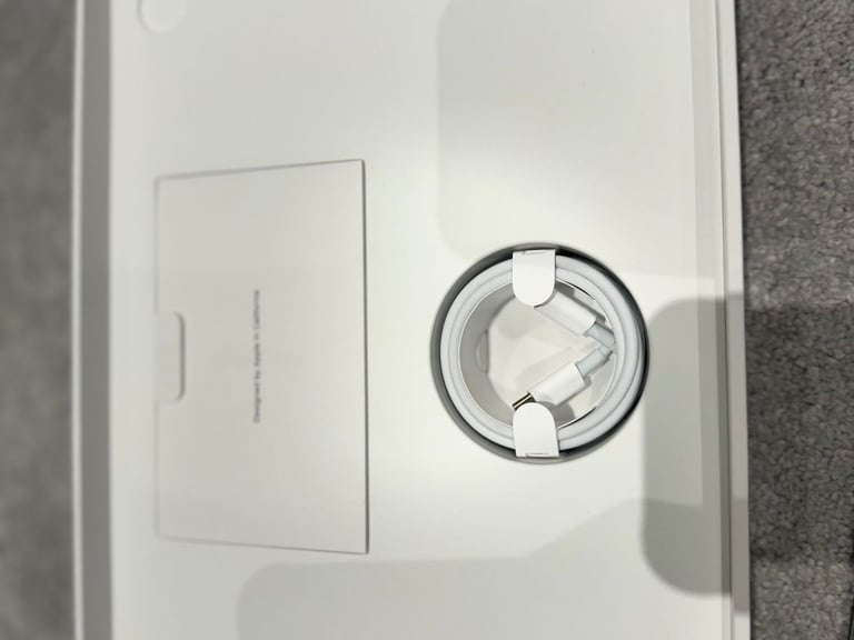Apple MacBook Air (M1, 2020) – 13.3" – 256GB SSD – 16GB RAM – Space Grey – BRAND NEW