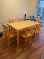 Dining Room Table and 6 Chairs - Oak Wood