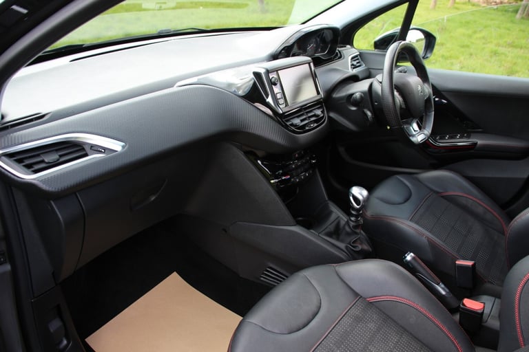  Peugeot 208 1.2 PureTech GPF GT Line Euro 6 (s/s) 5d