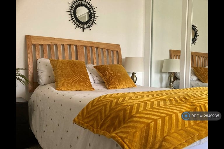 image for 1 bedroom flat in Whiteshot Way, Saffron Walden, CB10 (1 bed) (#2640205)