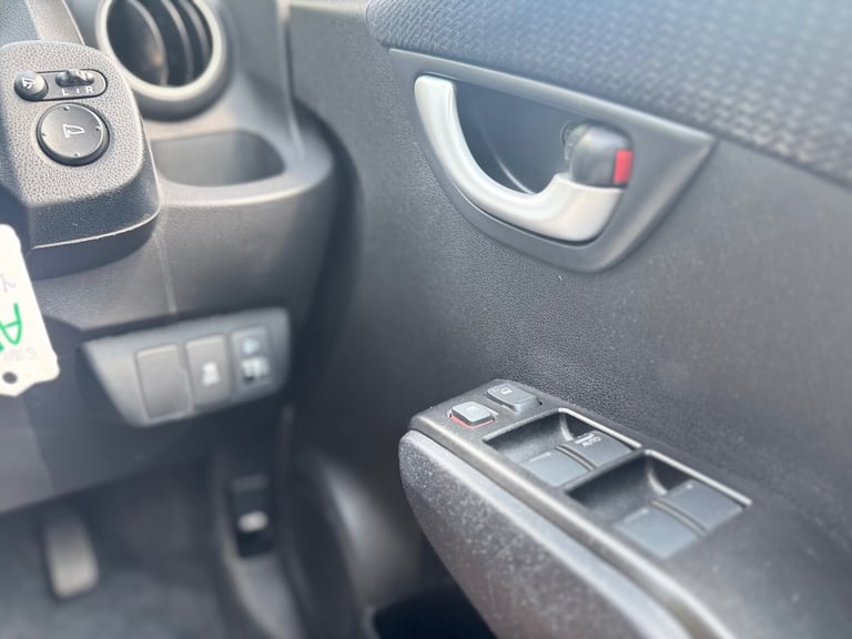 2013 Honda Jazz 1.4 i-VTEC ES 5dr HATCHBACK Petrol Manual