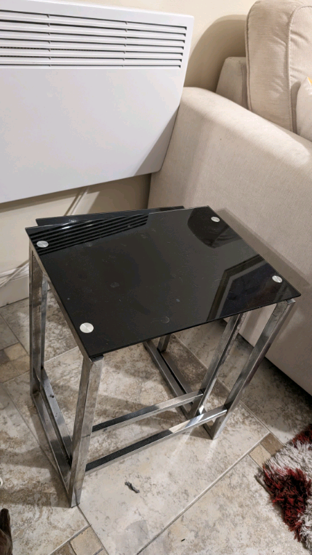 Nest of Three Coffee Tables for Living Room - Black glass