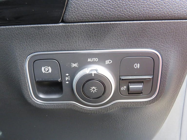 2024 Mercedes-Benz EQA 250+ 140kW Sport Executive 70.5kWh 5dr Auto Hatchback Electric Automatic