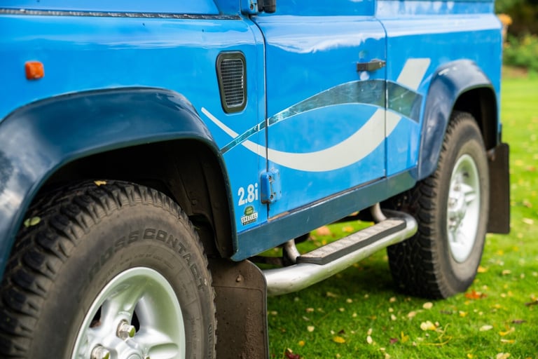 2020 Land Rover Defender 90 Saloon PETROL Manual