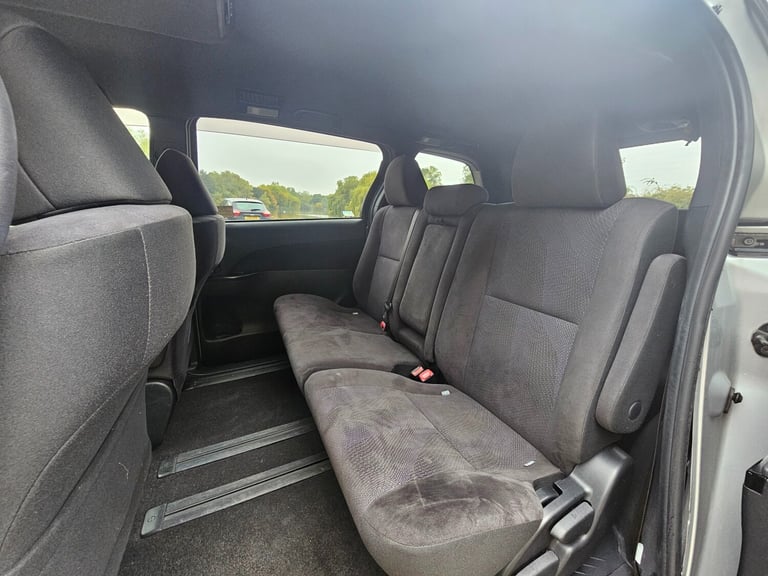  Toyota Estima 2.4 Petrol Automatic New Shape 8 Seater MPV MPV Petrol Automatic