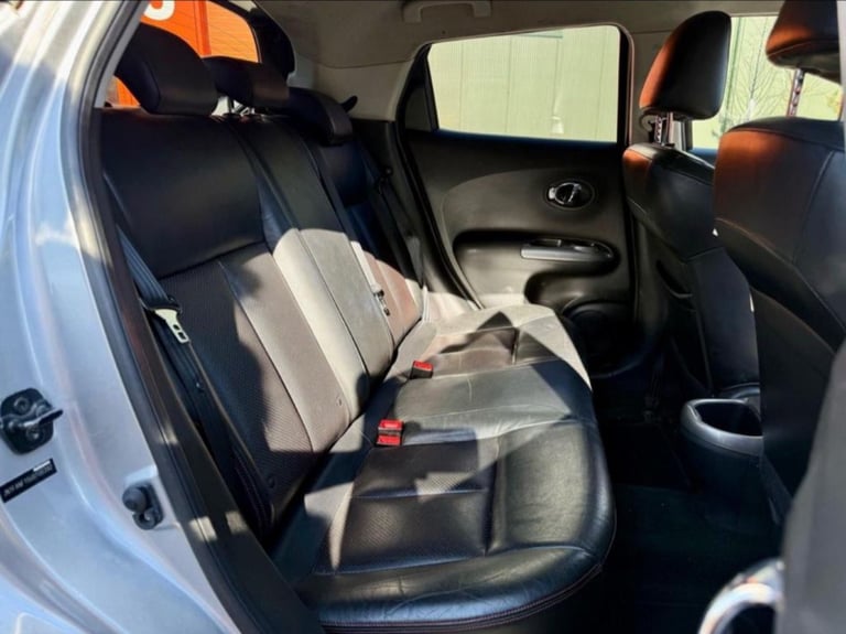 Nissan, JUKE, Hatchback, 2010, Semi-Auto, 1618 (cc), 5 doors