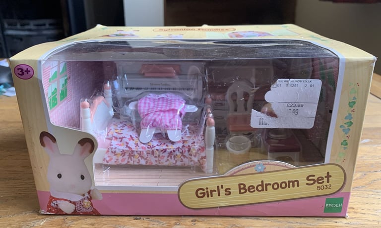 image for Sylvanian Families Girls Bedroom Set