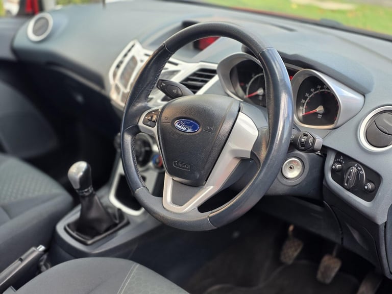 2011 Ford Fiesta 1.4 Zetec 5dr HATCHBACK PETROL Manual