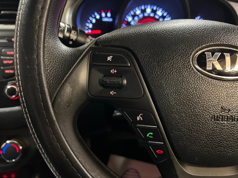 2012 Kia Ceed 1.6 CRDi EcoDynamics 1 Sportswagon Euro 5 (s/s) 5dr ESTATE Diesel Manual