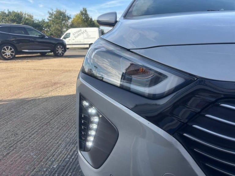 2016 Hyundai IONIQ 1.6 GDi Hybrid Premium SE 5dr DCT HATCHBACK PETROL/ELECTRIC Automatic