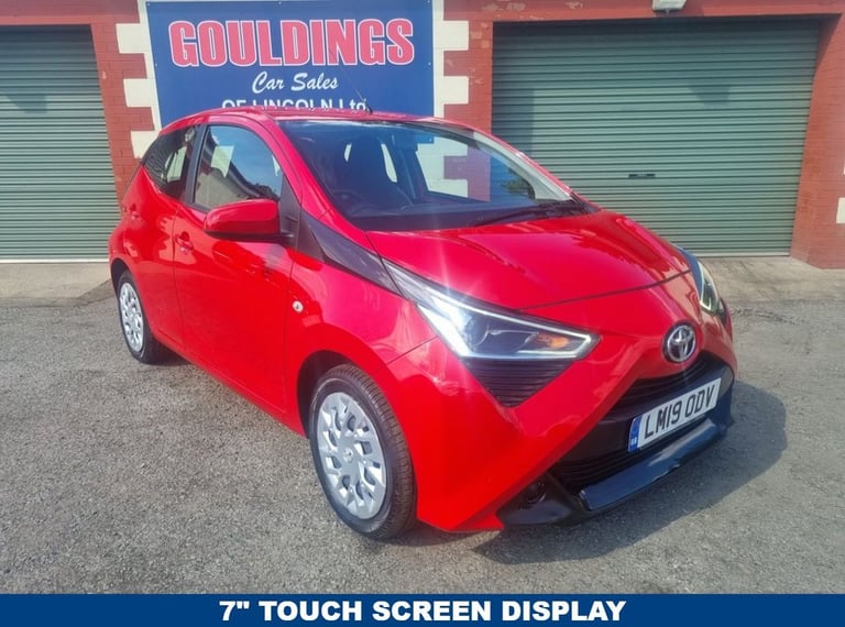 image for 2019 Toyota AYGO 1.0 VVT-I X-PLAY 5d 69 BHP Hatchback Petrol Manual