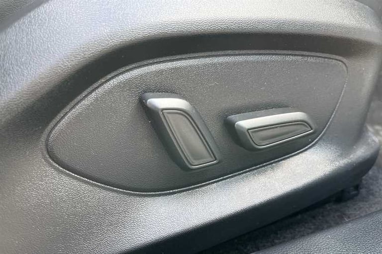 2023 MG MG4 64kWh Trophy Long Range Hatchback 5dr Electric Auto (203 ps) Hatchback Electric Autom...