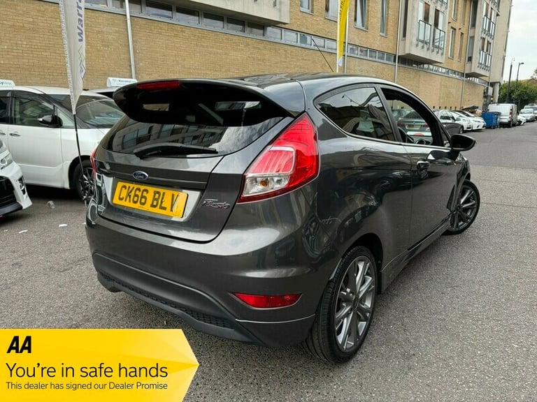 Ford Fiesta ST-LINE