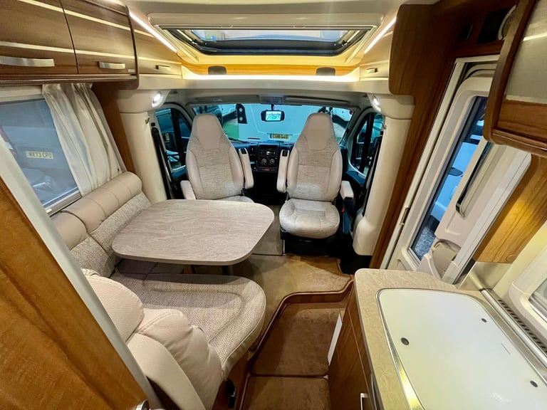 HYMER EXSIS T 414 / LOW PROFILE / 3500KG / 2 BERTH / GARAGE / MOTORHOME 