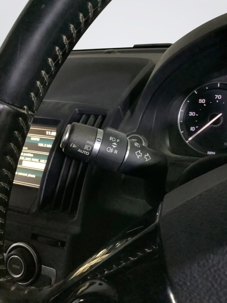 2014 Land Rover Freelander 2 2.2 SD4 Metropolis SUV 5dr Diesel CommandShift 4WD Euro 5 (190 ps) D...