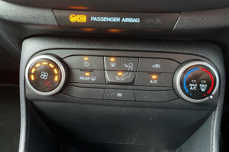 2022 Ford Fiesta 1.0 EcoBoost Hybrid mHEV 125 ST-Line 5dr bluetooth dab radio reversing sens Hatc...