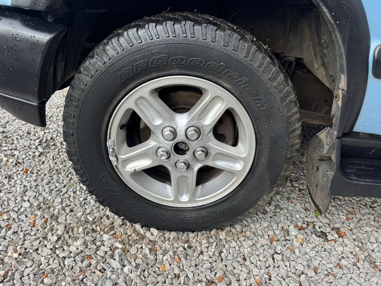 2004 Land Rover Discovery 2.5 TD5 S Station Wagon 5dr (7 Seats) ESTATE Diesel Automatic