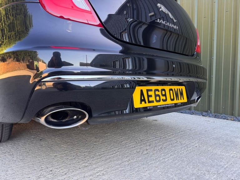 2019 Jaguar XJ 3.0d V6 XJ50 Saloon 4dr Diesel Auto Euro 6 (s/s) (300 ps) Saloon Diesel Automatic