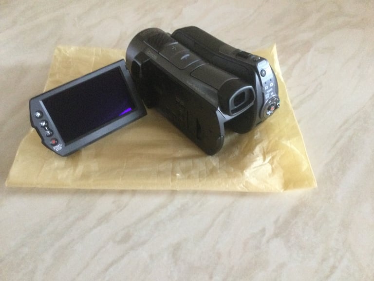 SONY HDR-SR12E 120GB 10.2MP DIGITAL HD HANDYCAM CAMCORDER - BRAND NEW!