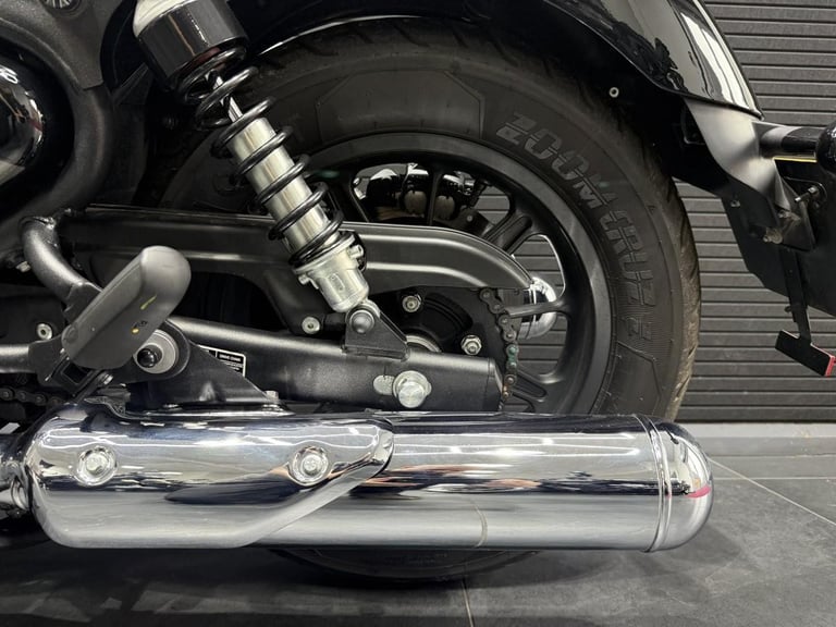 ROYAL ENFIELD SUPER METEOR 650 2023