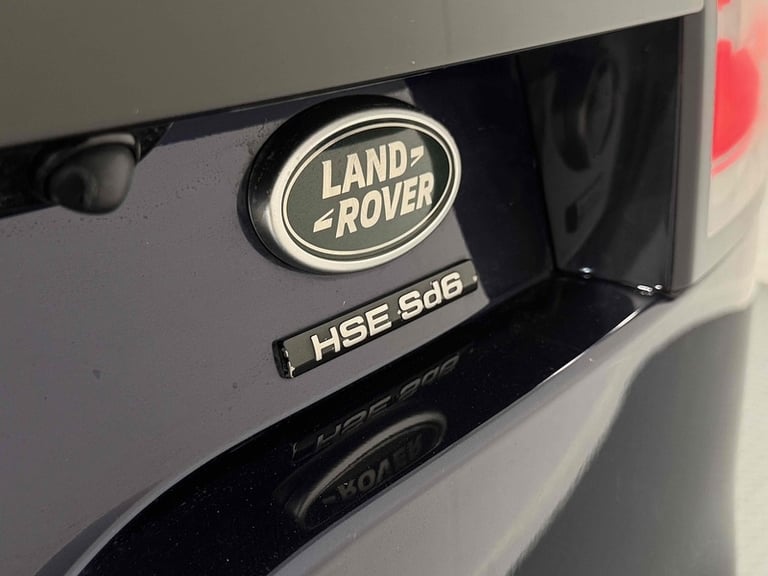 2018 Land Rover Discovery SD V6 HSE Luxury SUV Diesel Automatic