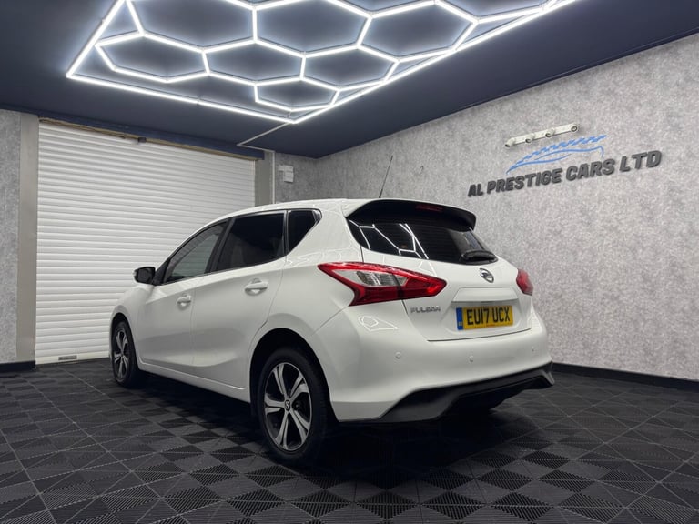 2017 Nissan Pulsar 1.2 DIG-T Acenta XTRON Euro 6 (s/s) 5dr HATCHBACK Petrol Automatic