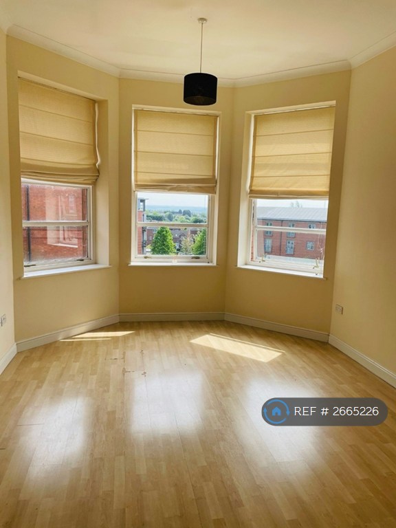 2 bedroom flat in Nightingale House, Nottingham, NG3 (2 bed) (#2665226)