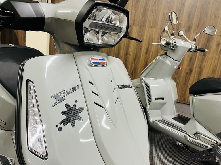 2025 Lambretta X 300 300 Scooter Petrol Automatic Euro 5 (25 ps) Scooter Petrol Automatic