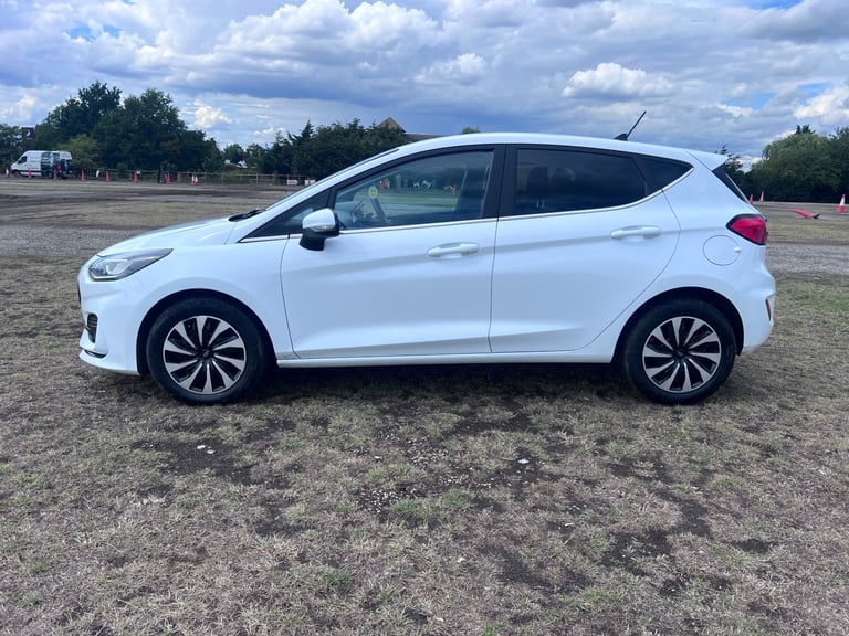 2022 Ford Fiesta TITANIUM MHEV 5-Door Petrol