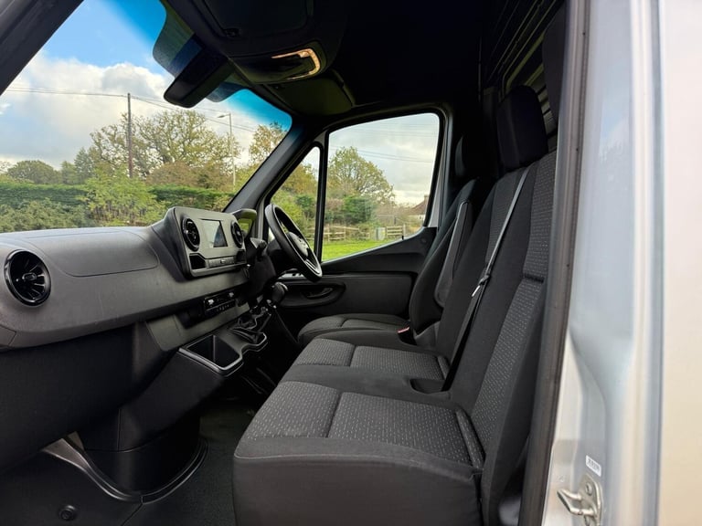 2022 Mercedes-Benz Sprinter 2.0 315 CDI Premium FWD L2 H2 Euro 6 (s/s) 5dr PANEL VAN Diesel Manual