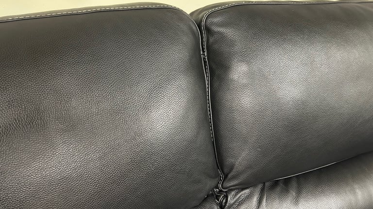 Black leather sofas 3&2&1& foot stool 