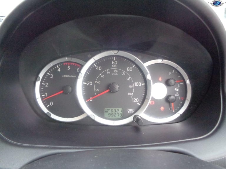 MITSUBISHI L200 2.5 DI-D Trojan Red Manual Diesel 2013