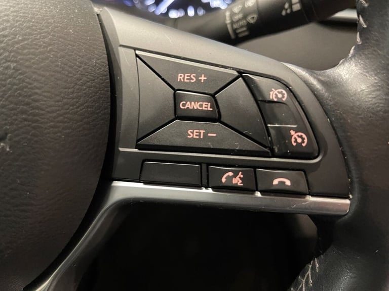 2018 Nissan Qashqai 1.2 DIG-T N-Connecta SUV 5dr Petrol Manual Euro 6 (s/s) (115 ps) HATCHBACK Pe...