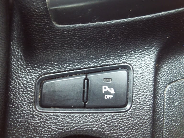 2015 Hyundai i20 1.2 SE 5dr HATCHBACK Petrol Manual