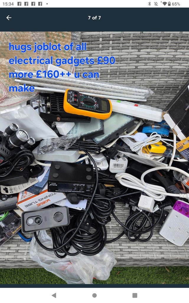 Huge joblot of all electrical items 90 percent work or new massive joblot good for car boot 
