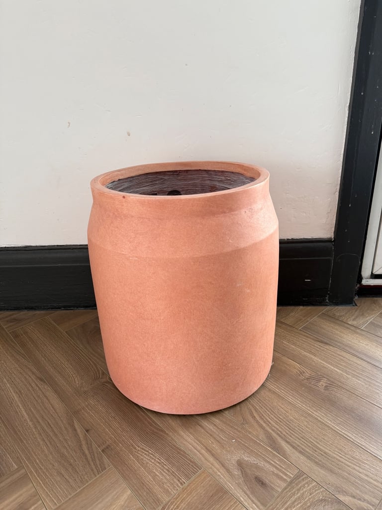 image for Dunelm Terracotta plant pot